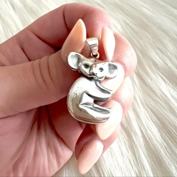 New ULTRA RARE James Avery Koala bear pendant LARGE